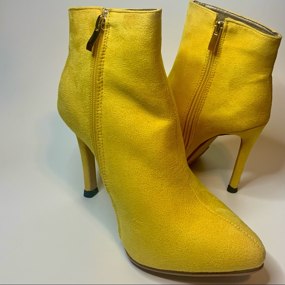 Women’s suede high heel pointed toe zipper booties